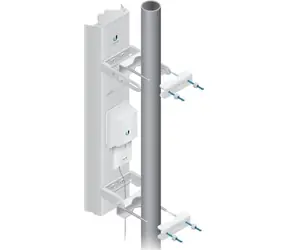 Ubiquiti AM-5AC21-60 AirMAX / Sektorová anténa / 5 GHz / 21 dBi / 60°