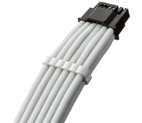 CableMod PRO ModMesh C-Series 12VHPWR StealthSense bílá / PCIe napájecí kabel / 16-pin na 90° 16-pin