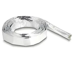 Delock stříbrná / Ochranná kabelová hadice / sklolaminát a hliník / 2 m / 10 mm