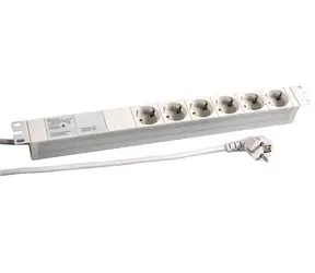 EFB 691689K / Přepěťová ochrana / 19" / 6 zásuvek / 2 m / IP20