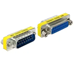 Delock / Adaptér / Sub-D 15 pin / samice - samec