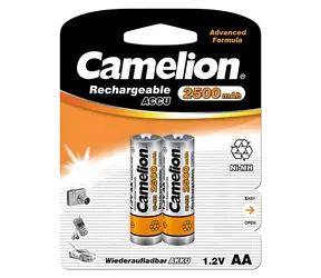 Camelion AA (R06) 2500 mAh / Nabíjecí baterie / Ni-MH / 2 ks + pouzdro