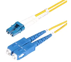 StarTech žlutá / Optický patch kabel / LC/SC / OS2 Singlemode duplex / 10 m / UPC / LSZH