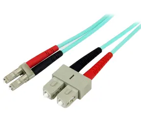 StarTech A50FBLCSC2 tyrkysová / Optický patch kabel / LC-SC / Multimode OM3 / Duplex / 2 m