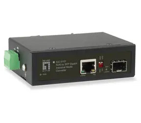 LevelOne IGC-0101 / Mediakonvertor / RJ45-SFP / Gigabit Ethernet / PoE 30W / Průmyslový / DIN lišta