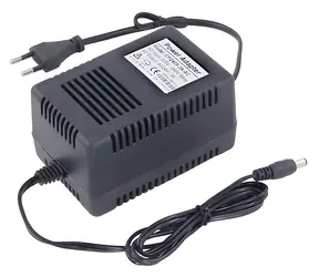 XtendLan Napájecí zdroj 24V/3A / Napájecí adaptér / Jack 5,5/2,1 mm / Vstup 100-240 V AC