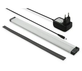 Digitus DN-19 LIGHT-3 bílá/šedá / LED osvětlení racku 19" / IR senzor / 200 lm / magnetická montáž