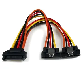 StarTech SATA napájecí Y rozdvojka černá / Rozdvojka / SATA 15-pin - 2x SATA 15-pin / 0,15 m