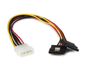 StarTech LP4 - 2x SATA Power Splitter / Napájecí kabel / Molex 4-pin > 2x SATA 15-pin / 0,3 m