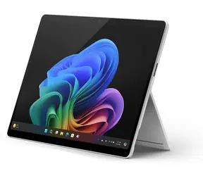 Microsoft Surface Pro 13" (11. edice) Platinová / Notebook / 13" 2880x1920 / Snapdragon X Plus / 16GB / 512GB / W11 Pro