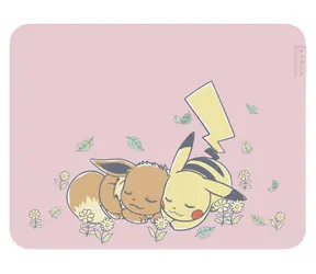 Razer Gigantus V2 Pokémon Pikachu & Eevee Edition / Herní podložka pod myš / velikost M / tloušťka 3 mm / mikrovlákno