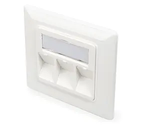 Digitus Zásuvka pod omítku 3x RJ-45 bílá / Zásuvka / 80x80 mm / úhlový výstup 45°