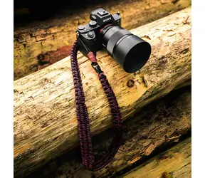 C-ROPE Traveler Red Dots / Popruh na fotoaparát / Paracord / 125 cm / nosnost 40 kg