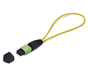 StarTech MPO Loopback Plug Single-mode / Optická smyčka / MPO / prodloužená