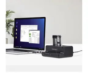 StarTech NVMe SATA Cloner černá / Duplikátor disku / pro 2,5" a 3,5" SATA / USB 3.2 Gen 2 / napájecí adaptér