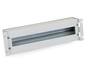 Triton Jističová lišta 19" 3U šedá / Jističová lišta / S krytem / 3U
