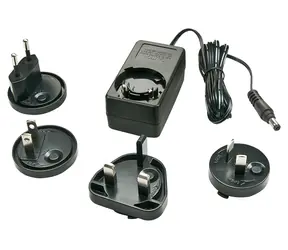 Lindy ECO M.C. černá / Napájecí zdroj / 5V/3A / 15W / 100-240V / výměnné konektory