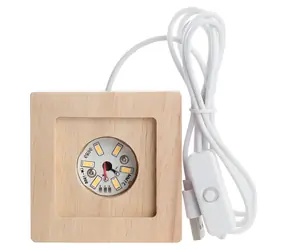 xTool LED podstavec pro kostku K9 / Podstavec / Dřevo / 8 x 5 cm / USB / Teplé podsvícení