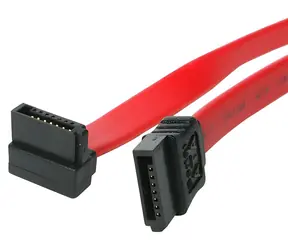 StarTech SATA kabel pravoúhlý červený / Kabel / SATA 7-pin / 0,6 m / 6 Gbit/s