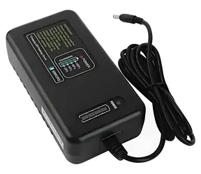 Godox C26 / Nabíječka baterií / pro blesk AD600Pro / LED indikátor / 100–240 V