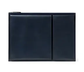 Lexon Flat LN2503B tmavě modrá / Brašna na notebook / 14" / recyklovaná kůže / 2 velké a 2 malé kapsy