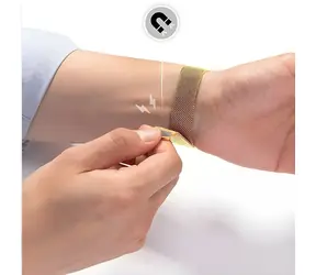 Mercury Mesh Strap zlatá / Řemínek / Apple Watch 42/44/45 mm / Nerezová síťovina / Magnetické zapínání
