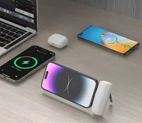 Rebeltec P5 Plug-In / Powerbanka / USB-C přímo do telefonu / 5000 mAh / 10W