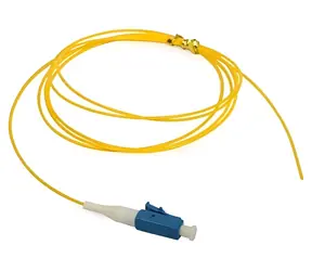 XtendLan Optický pigtail LC / Optický pigtail / 9/125 SM / 0,9 mm / 2 m / G.652d LS0H