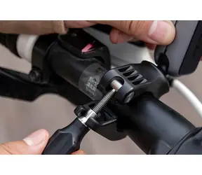 PGYTECH CapLock / Držák akční kamery na řídítka / hliníková slitina / nosnost do 300 g / 8–35 mm