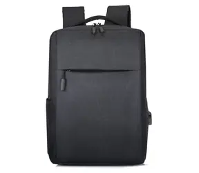eSTUFF Cleveland černá / Batoh pro notebooky do 15,6" / Polyester / USB nabíjecí port