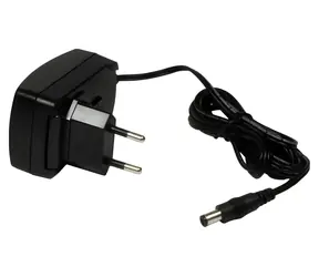 Snom napájecí zdroj A6 / Napájecí zdroj / 10 W / 2 A / pro D3xx, D7xx, D86x, M400