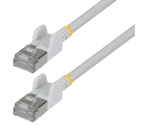StarTech CAT6A Ultra Slim bílá / Síťový kabel / RJ-45 / 15 cm