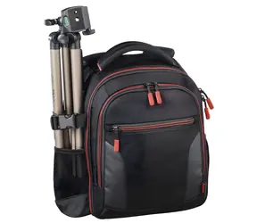 Hama Miami 150 černo-červená / Batoh na fotoaparát / Kapsa na tablet / Polyester