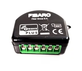 Fibaro Spínací reléový modul 2 (vestavný) / 1x 2.5 kW / Z-Wave Plus