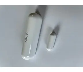 Fibaro bateriový Senzor 2 (magn. kontakt) na okna a dveře bílá / Z-Wave Plus