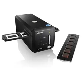 Plustek OpticFilm 8200i SE / A6 / 7200 dpi / USB 2.0 / skener