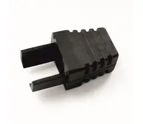 DATACOM ochrana pro plug RJ45 s výřezem černá