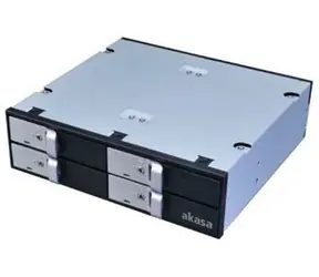 AKASA Lokstor M22 / 4x 2,5" SATA HDD/SSD do 5,25" interní pozice / černý