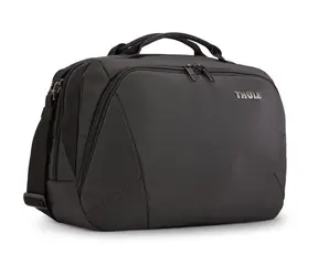 Thule Crossover 2 Boarding Bag C2BB115 - černá / pro notebook do 15"