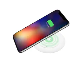 FIXED Pad Podložka pro rychlé bezdrátové nabíjení telefonu 10W bílá