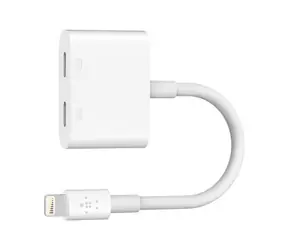 BELKIN F8J198btWHT lighting audio + charge adapter bílá / 2x USB-C / Lighting / 12 cm