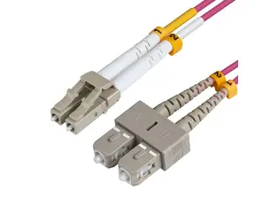 MicroConnect Optical Fibre Cable LC/SC Multimode duplex OM4 5m fialová