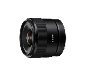 SONY SEL11F18 černá / objektiv s pevným ohniskem / f/1.8 / průměr filtru 55 mm