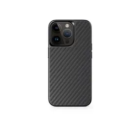 Epico Hybrid Carbon Magnetic Ochranné pouzdro s MagSafe pro Apple iPhone 14 Plus černá