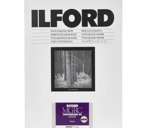  Ilford MG RC DL 44M / 50 listů / 30.5 x 40.6 cm / černobílý fotografický papír / perleťový