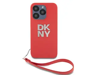 DKNY PU Leather Stack Logo Wrist Strap Zadní Kryt pro Apple iPhone 15 Pro Max červená