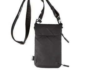 SKINARMA SLING BAG JUNO taška přes rameno černá