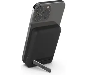 Belkin BOOST CHARGE MagSafe Magnetická Bezdrátová PowerBanka se stojánkem 5000mAh černá / 10W / USB-C