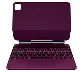 Rozbaleno - Typecase Edge malinová