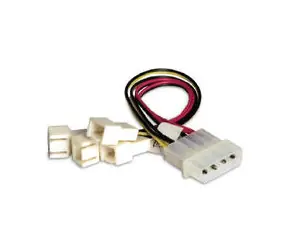 AKASA kabel redukce 4-pin PSU molex na 4x 3-pin fan, redukce otáček